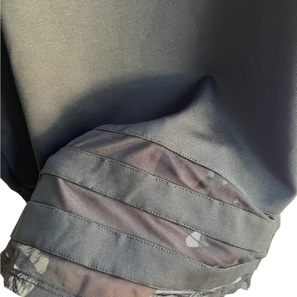 Forever 21+ Sheer Hem Pencil Skirt Black Size 3X - Picture 5 of 5